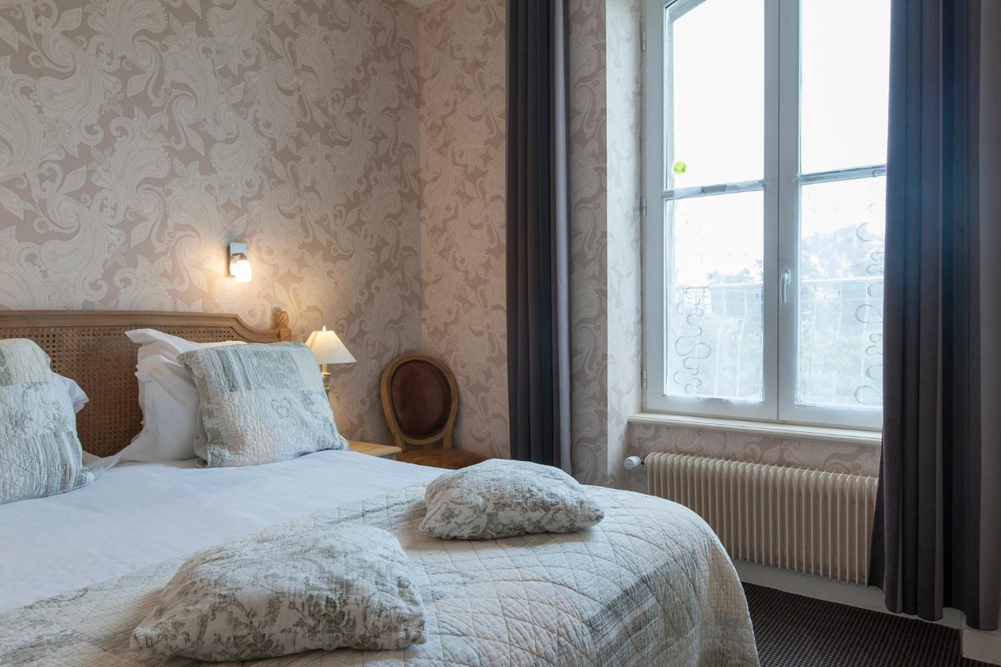 Manoir De La Roche Torin, The Originals Relais Hotel Courtils Luaran gambar